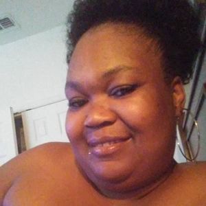 Meet your Posher, Tonya